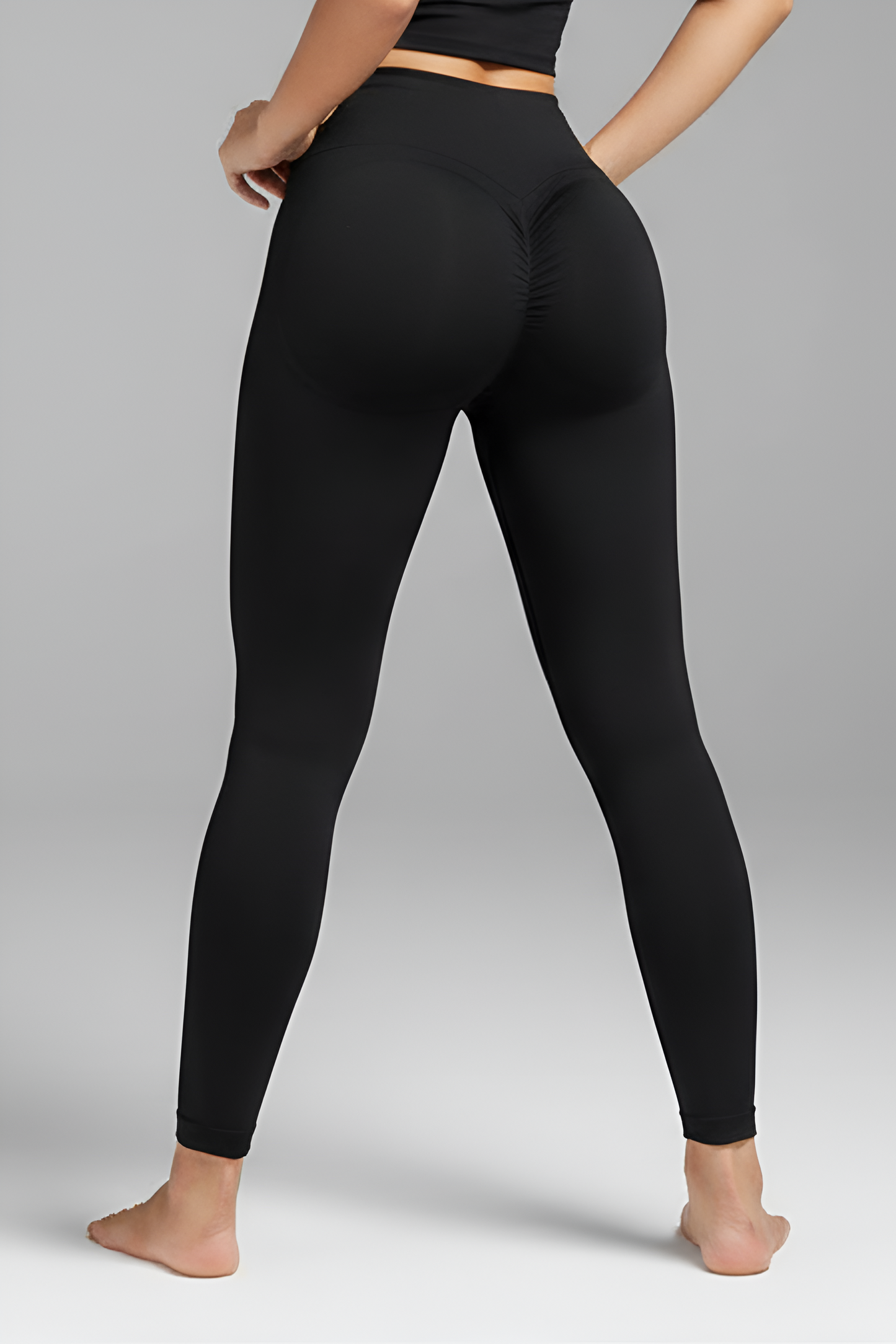 The 'Naked-Feel' High-Waist Legging | Seamless Comfort & Sculpting Tummy Control