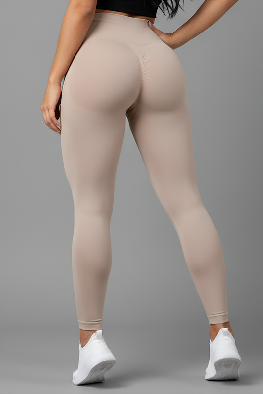 The 'Naked-Feel' High-Waist Legging | Seamless Comfort & Sculpting Tummy Control