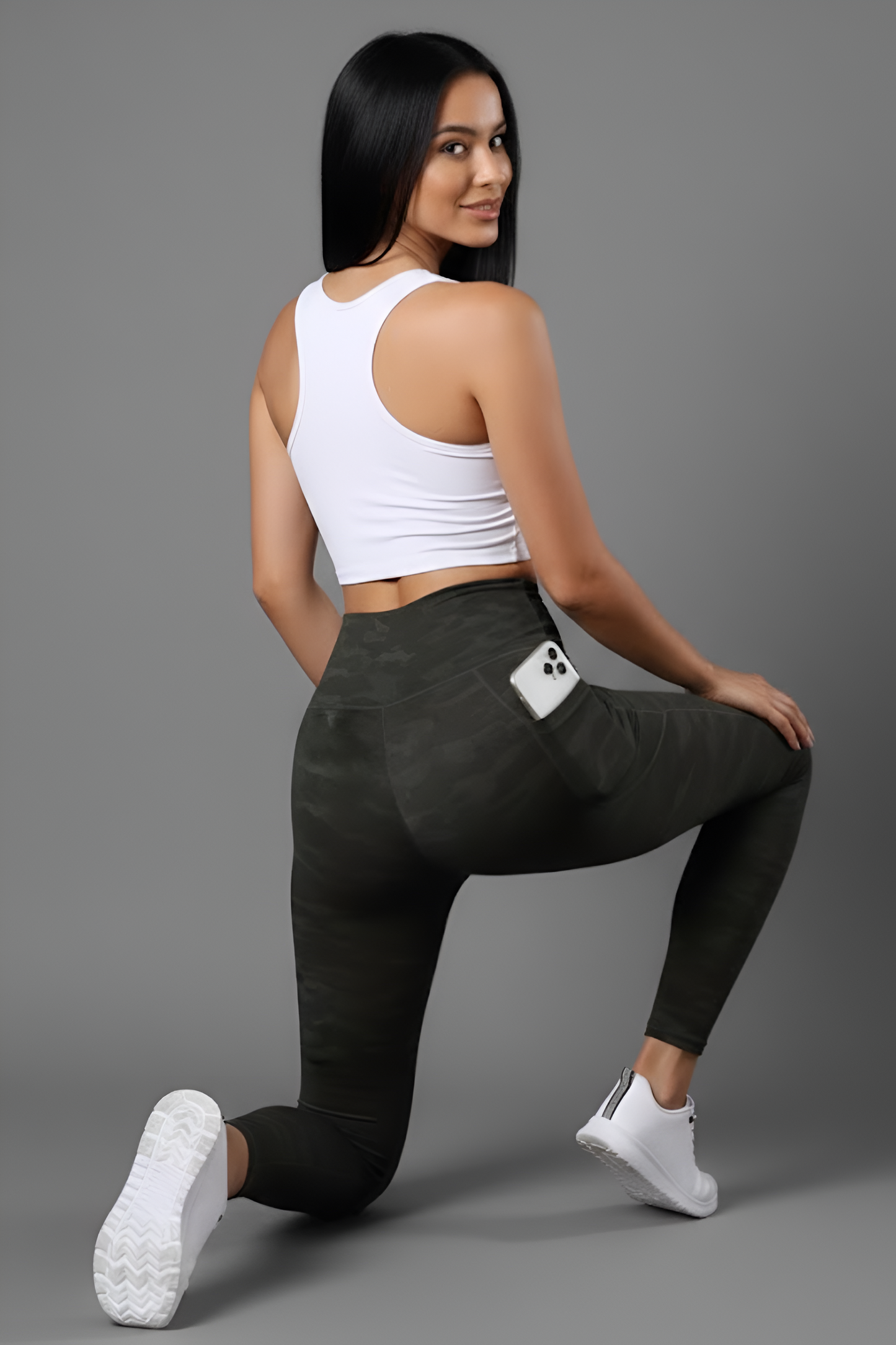 High-Waist Pocket Yoga Leggings for Women - Tummy Control & Phone Security